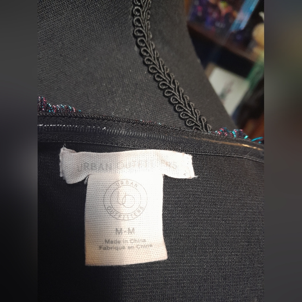 Urban Outfitters Muti color sparkly off shoulder top, size M - Picture 4 of 4